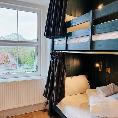 Base Camp Snowdonia, Gwersyll Cyntaf Eryri Hostel Betws-y-Coed Bagian luar foto